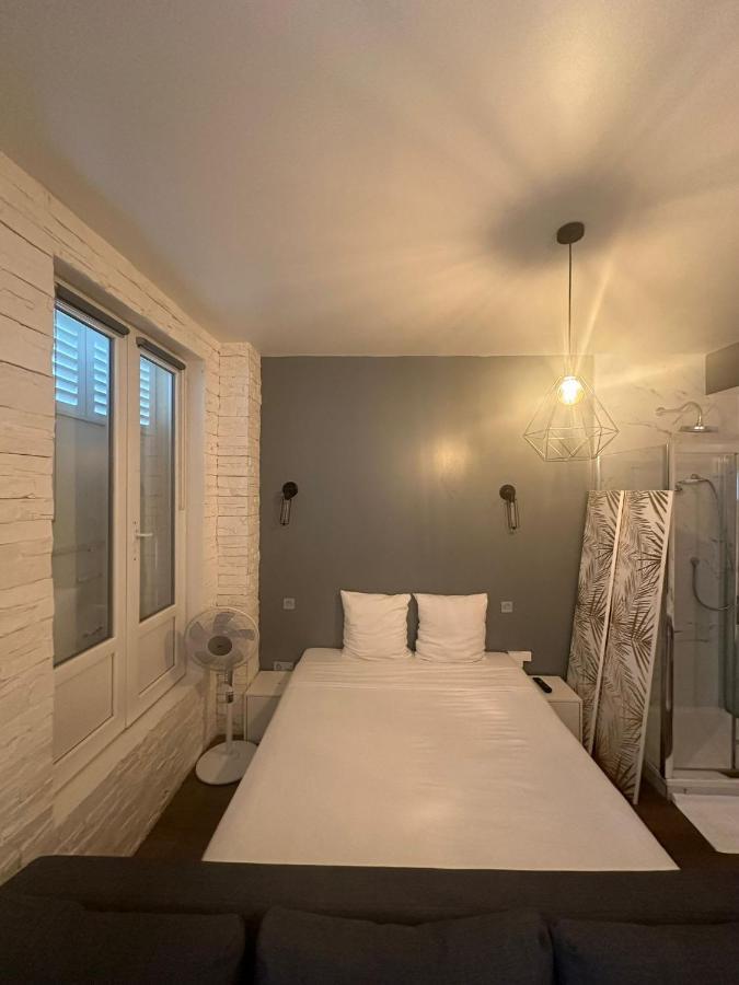 Super Location Meets Charming Studio -Ecole Militaries Champ De Mars - 7Th Arrondisment Apartment Paris Bagian luar foto